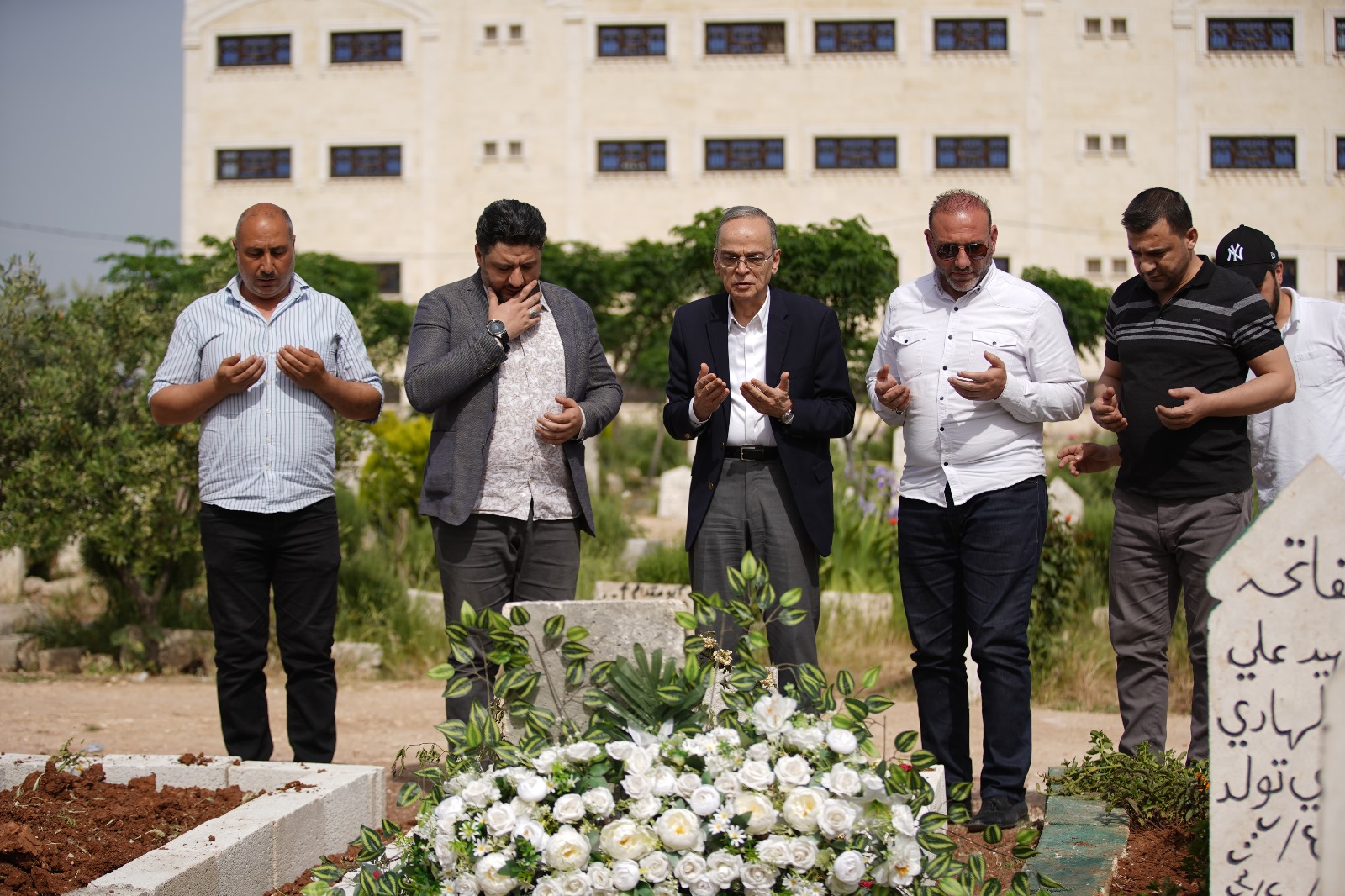 Al-Bahra Pays Respects at Grave of Renowned Astronaut Muhammad Faris